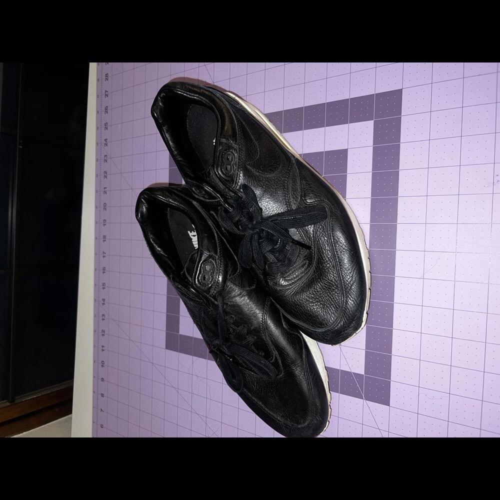 Nike Black Leather Air Max Used
